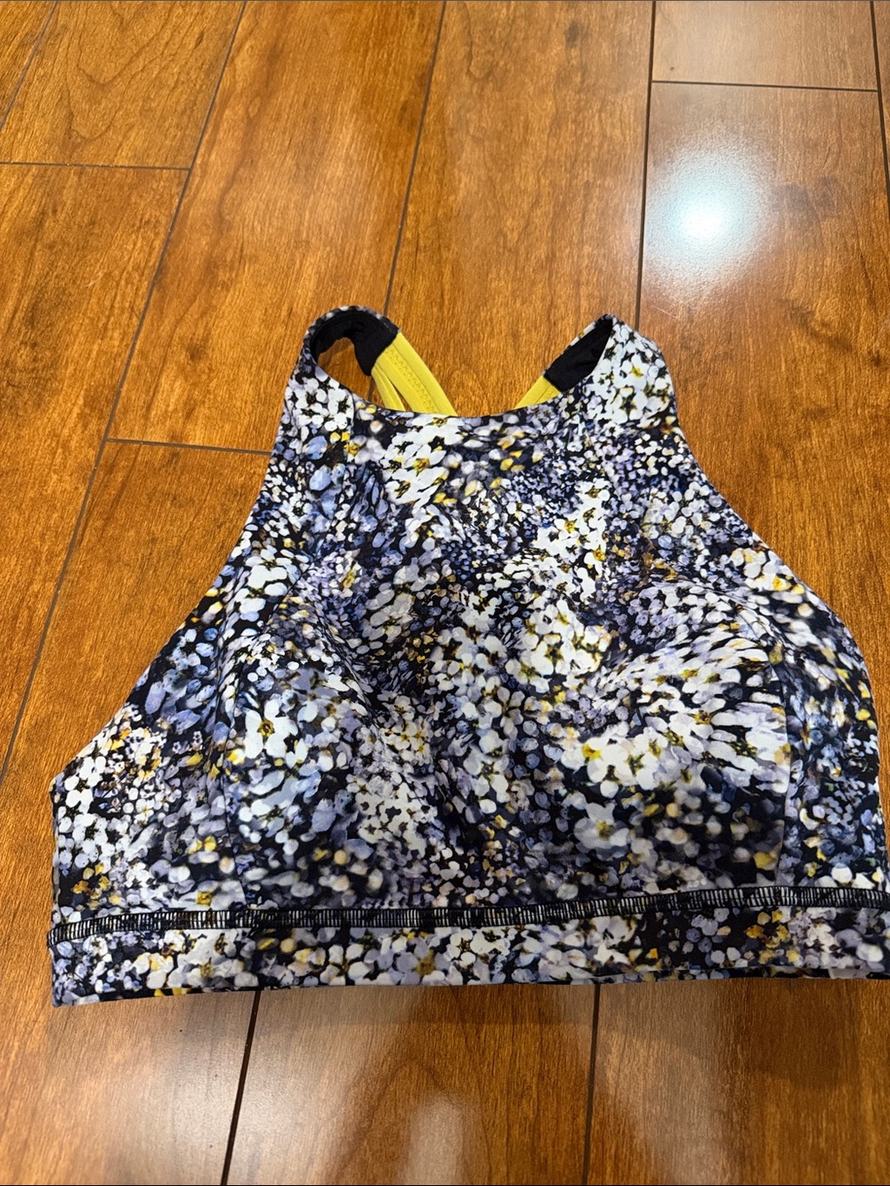 Lululemon Sports Bra - Yellow, Navy, White